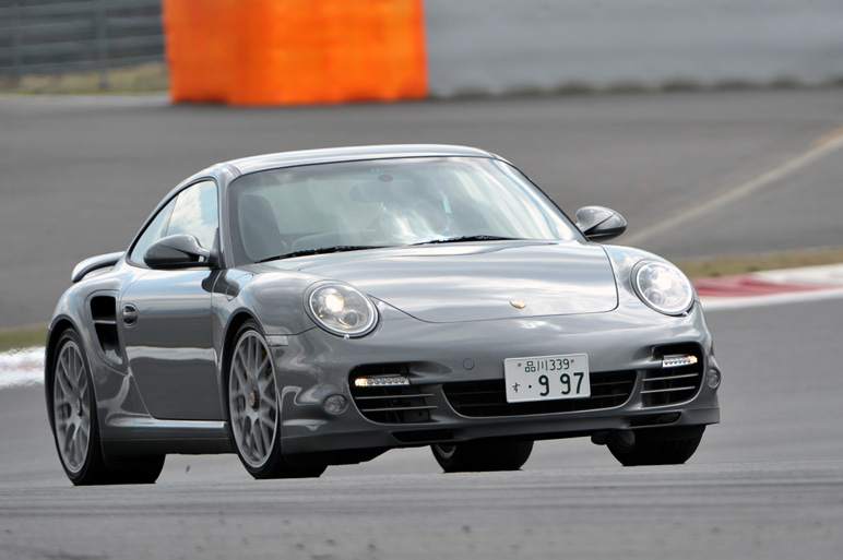 911 ターボ×911 GT3　最強サーキットテスト