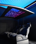 クラレ、EVバッテリー周辺素材や自動車用ガラスルーフ出展…人とくるまのテクノロジー展 2025