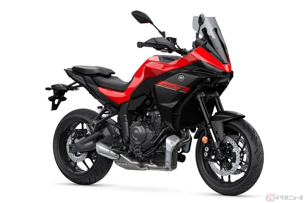 シュッとした新型フロントフェイスがスタイリッシュ!! ヤマハのスポーツツーリング「トレーサー7」2025年モデル登場