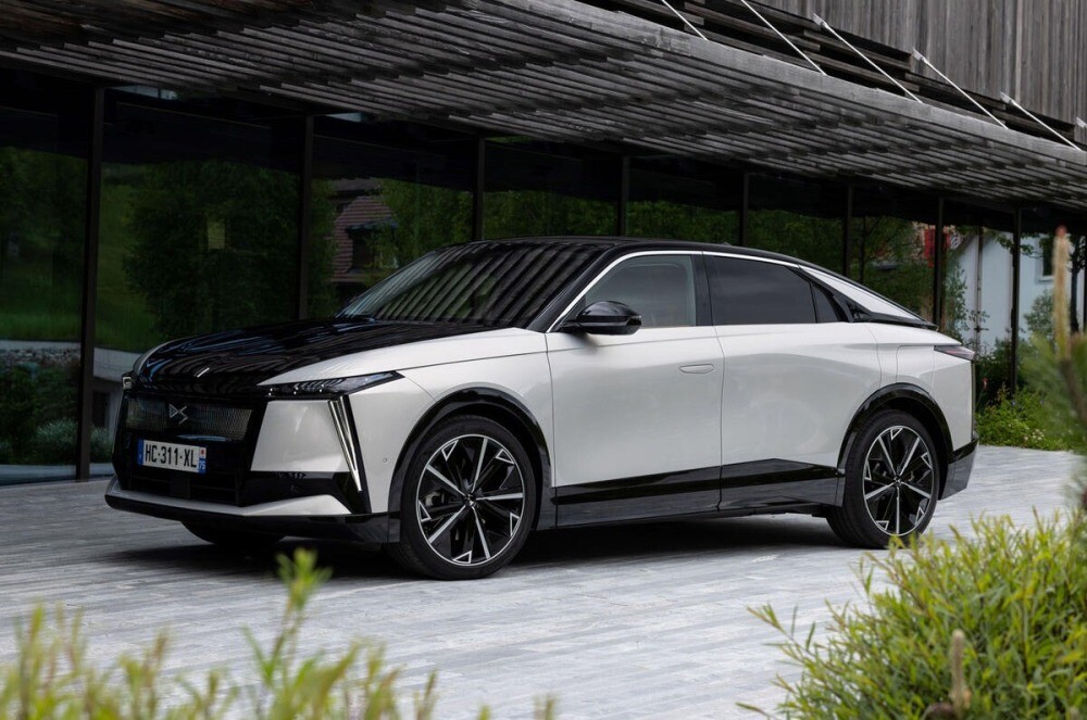 DS、新ラインナップで販売拡大　『No8』旗手に成長軌道へ　課題は「一貫性」