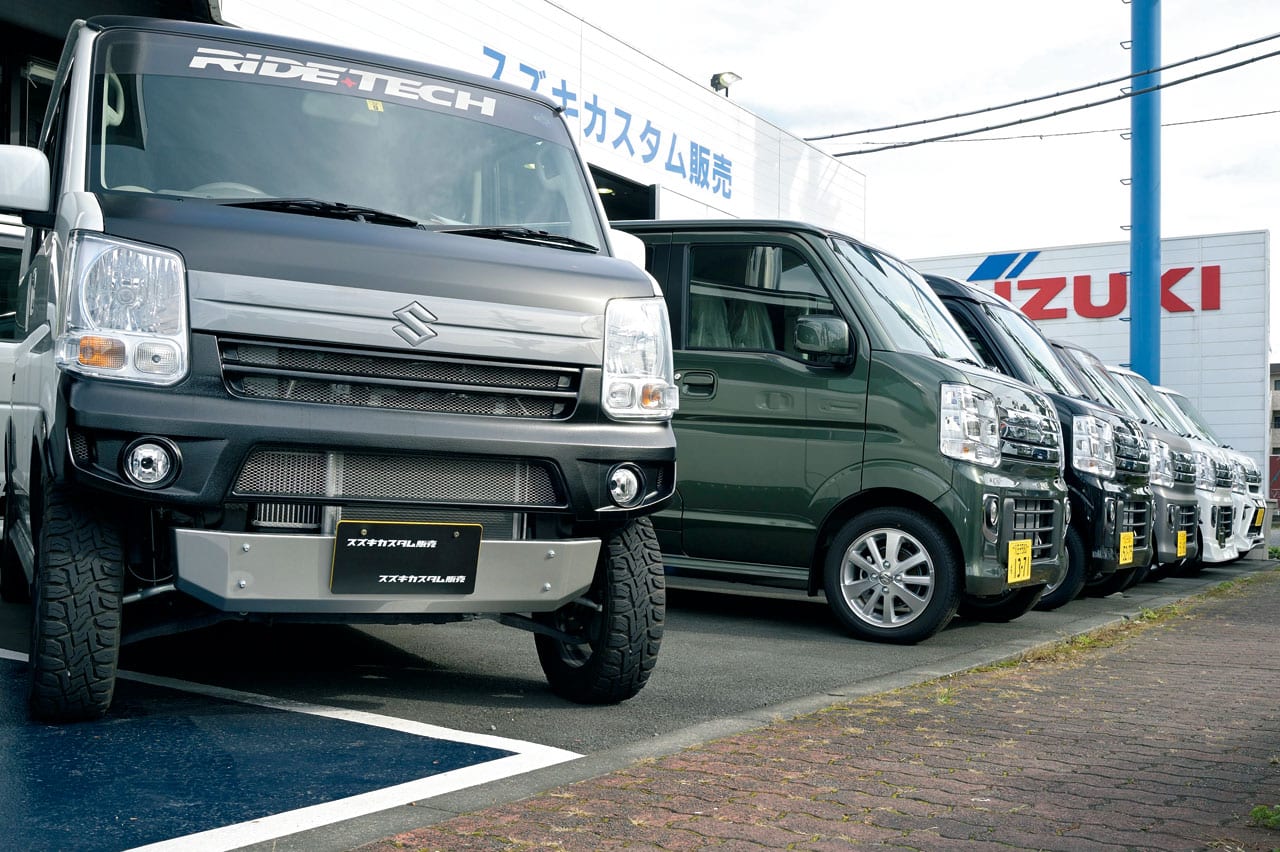 新車時から好みのスタイルを選べるコンプリートカー徹底ガイド エブリイ カスタム スタイルワゴン ドレスアップナビ 自動車情報サイト 新車 中古車 Carview