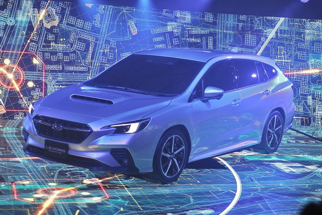スバル、新型レヴォーグのプロトタイプを世界初公開。市販モデルの発売は2020年後半を予定／東京モーターショー2019