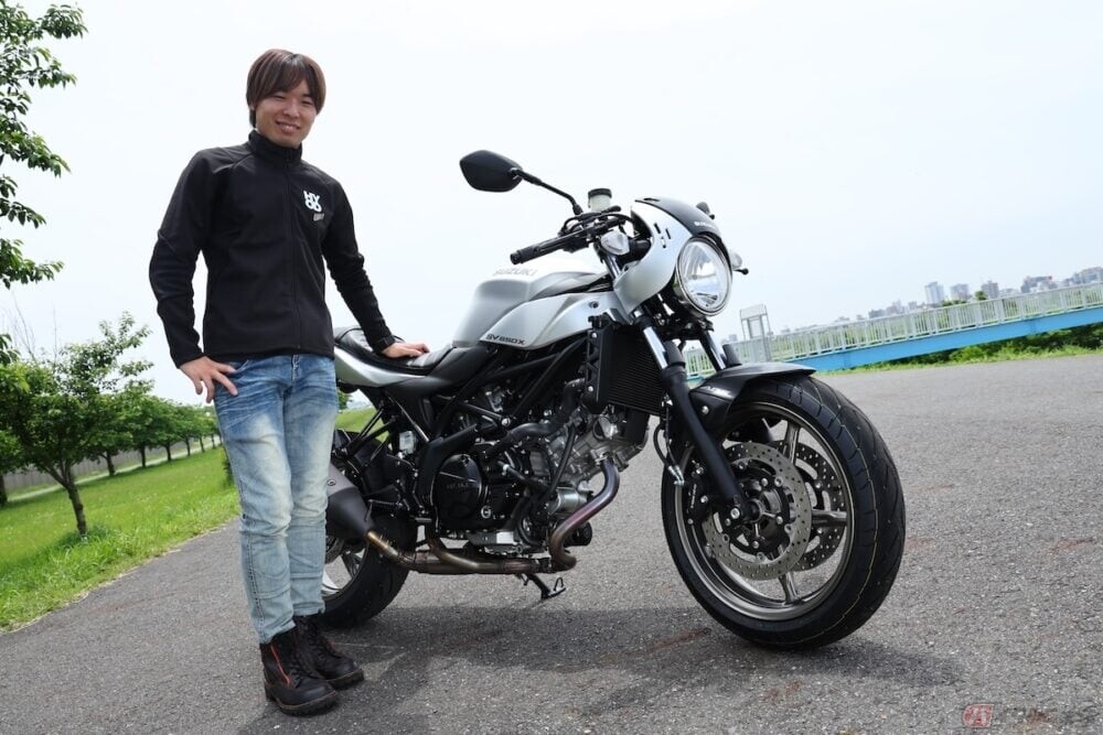 スズキ「SV650X」は大型だけどコンパクト！ 最高に乗りやすいカフェ