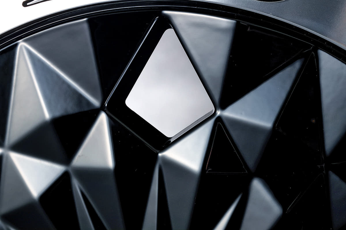 時計 や エンブレム に見える 新感覚なホイール D A D G2 に迫ってみた Auto Messe Web 自動車情報サイト 新車 中古車 Carview