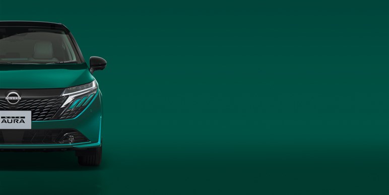 【どうした日産!?】ノートオーラがデザイン一新。ギラギラ顔にモノグラム柄シートで大胆イメチェン