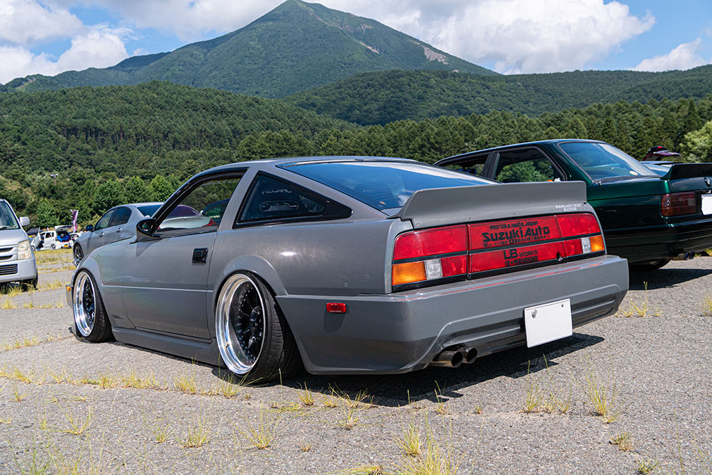 異色のz31フルカスタム仕様を捕獲 旧車スタイルに現代のトレンドをミックス Web Option 自動車情報サイト 新車 中古車 Carview
