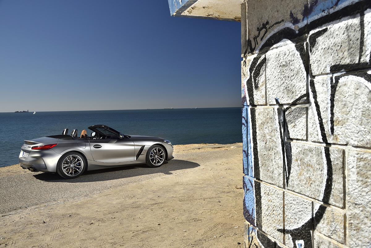 【試乗】新型BMW Z4は国宝級の直6エンジンと最高のFRシャシーで理想的なスポーツカー！