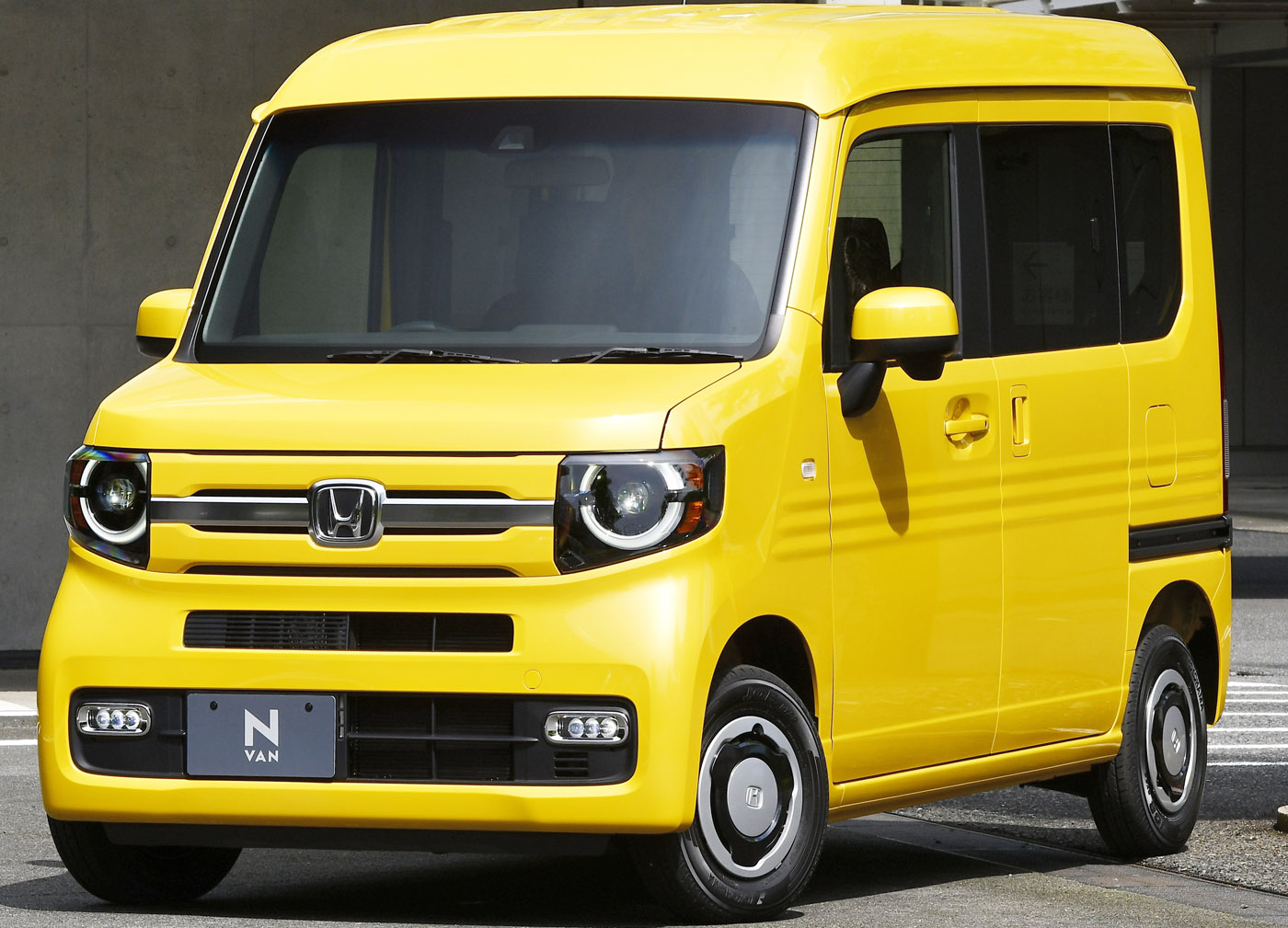 規格外の大ヒット中 ホンダn Vanが軽バンの 景色 を変える ベストカーweb 自動車情報サイト 新車 中古車 Carview