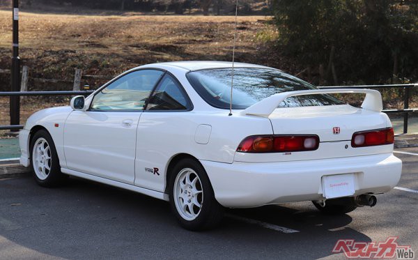 初代インテrの中古車が約900万円 0万円台のインテrとの価格差 高騰と激安の違いとは ベストカーweb 自動車情報サイト 新車 中古車 Carview