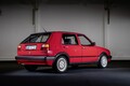 最新ゴルフの高性能グレードにもない“夢の頂点感”が漂う2代目「GTI 16V」とはどんなクルマ？