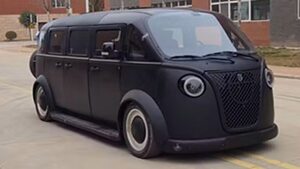 【またまた中国による恥知らずなコピー】「Skyworth Summer」は伝説のVW T1にそっくりなレトロなバン