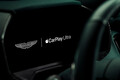 アストンマーティン、iPhoneユーザーに向けて「Apple CarPlay Ultra」を搭載！「DBX707」などに採用、既存モデルにもアップデートとして提供