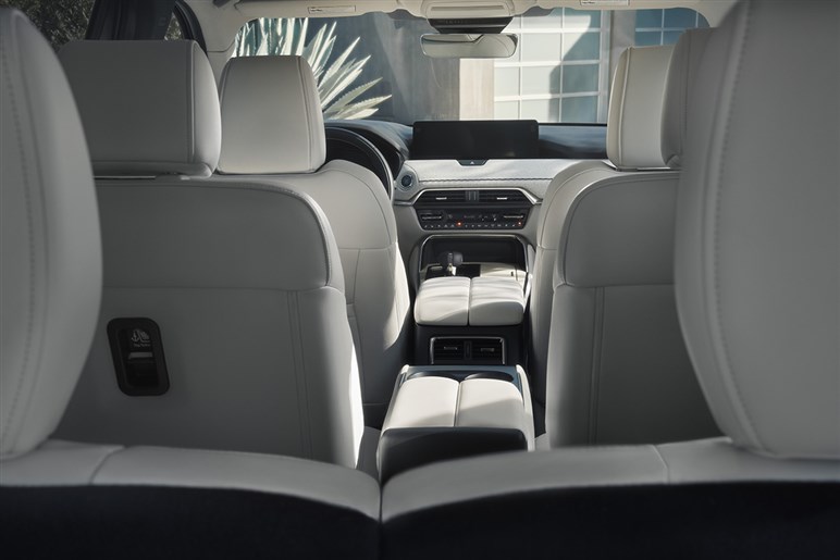 【期待外れ？】新型「CX-5」ディーゼルない問題。欧州 BEVシフトとトランプ関税でマツダはこのままで大丈夫なのか