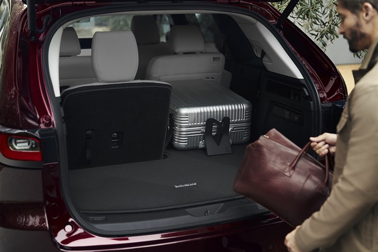 【期待外れ？】新型「CX-5」ディーゼルない問題。欧州 BEVシフトとトランプ関税でマツダはこのままで大丈夫なのか