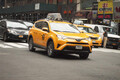 海外じゃRAV4はタクシー車両としても人気！　新型が３つの顔を用意した理由はもしやタクシー対策か？