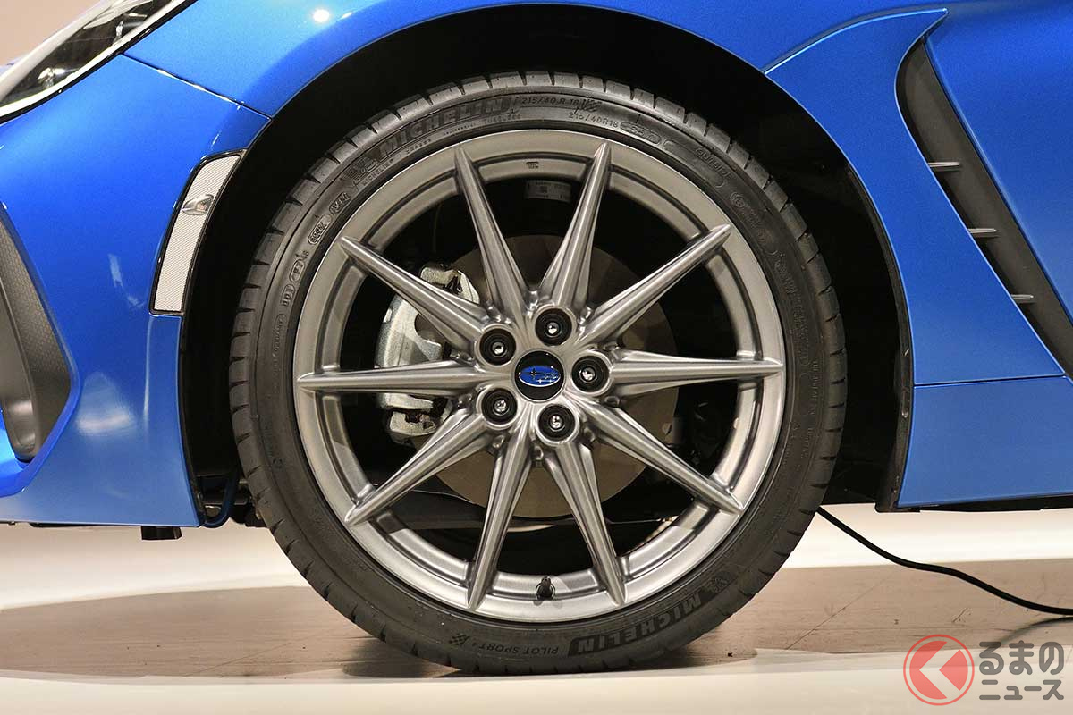 世界初公開のトヨタ新型 86 なぜスバル新型 Brz と発売時期にズレ 性能大幅アップでどう進化 くるまのニュース 自動車情報サイト 新車 中古車 Carview