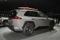 えっ、新型RAV4って純ガソリンエンジン車ないの？　答え「日本はHVとPHEVのみですが海外にはあります」の理由を開発者に聞いてみた