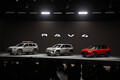 えっ、新型RAV4って純ガソリンエンジン車ないの？　答え「日本はHVとPHEVのみですが海外にはあります」の理由を開発者に聞いてみた