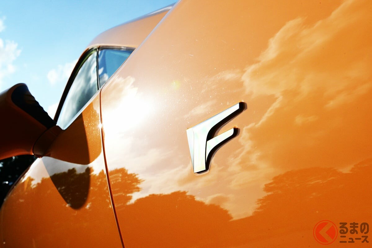 レクサスが新型「和製スーパーカー」を発表か Fを冠する「スポーツSUV」現る!? めちゃ速そうな「RZ F」とは
