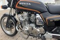 旧車ブームで高騰中の70年代バイク 空冷4気筒エンジン搭載のホンダ「CB750F」が米国オークション登場 “思ってたより安い”落札価格の理由とは