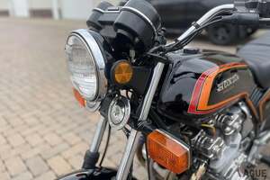 旧車ブームで高騰中の70年代バイク 空冷4気筒エンジン搭載のホンダ「CB750F」が米国オークション登場 “思ってたより安い”落札価格の理由とは