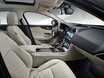 ジャガー XEの2020年モデルを受注開始。Fｰタイプ由来のスポーティなデザインを内外装に採用