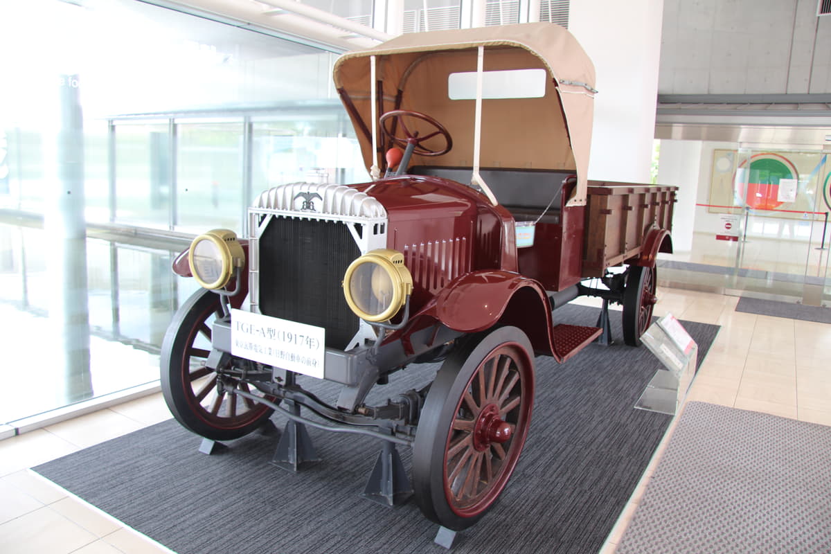 これがホントにトラックメーカーのクルマ 日野 の乗用車があまりにオシャレすぎる Auto Messe Web 自動車情報サイト 新車 中古車 Carview