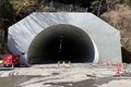 埼玉‐山梨が近くなる！ 大幅短縮の「西関東連絡道路」、未完成トンネルは異例の通行OKに
