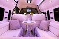 トヨタ「ハイエース」が高級スイートルームに！ 豪華な車中泊を楽しめるラグジュアリーなキャンピングカー