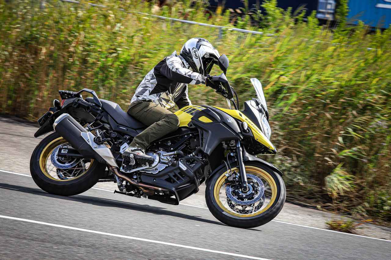バイクの楽しさに排気量なんて関係ない って思わせてくれるスズキ Vストローム650xt のパーフェクトバランスにベタ惚れ 個人的スズキ最強説 Suzuki V Strom650 Xt 試乗インプレ 街乗り コーナリング編 Webオートバイ 自動車情報サイト 新車 中古車