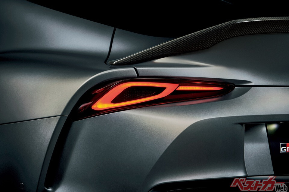 そのFR…実は“限りなく真ん中”だった!?　疑似ミドシップ車列伝！