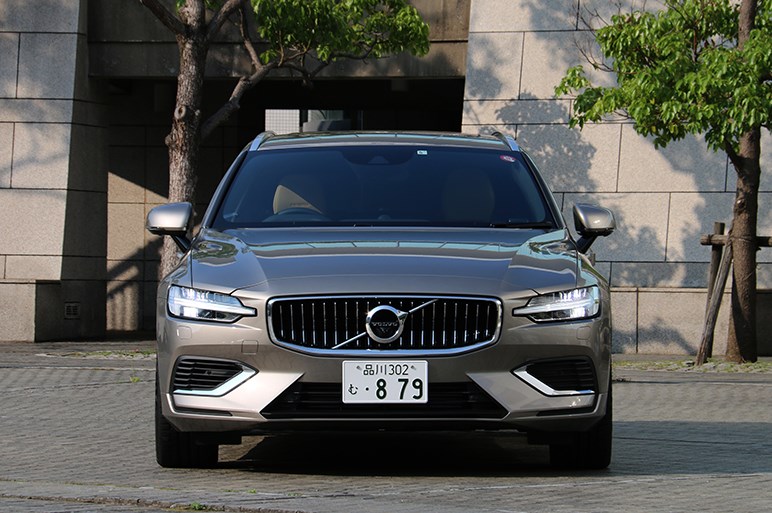 ボルボ V60がじわじわ売れているのはベースグレードの凄さにあるのでは疑惑 Carview 自動車情報サイト 新車 中古車 Carview