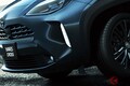 トヨタ「コンパクトSUV」の人気がスゴイ！ 「都会派×タフ感」でちょうど良いサイズ感が魅力！ 「ヤリスクロス」ってどんなクルマ？