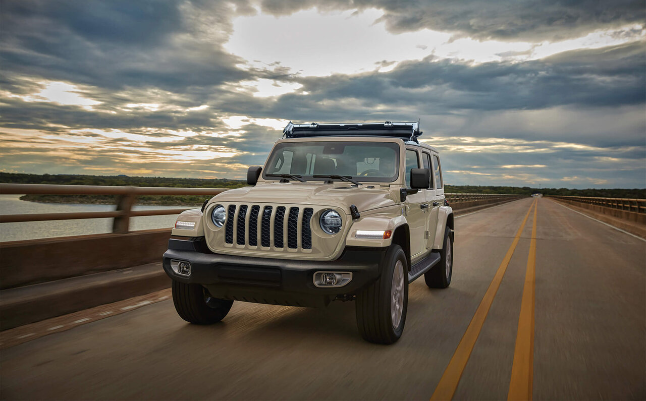 ジープ ラングラーに開放感たっぷりの特別仕様車が登場 Jeep Openers 自動車情報サイト 新車 中古車 Carview