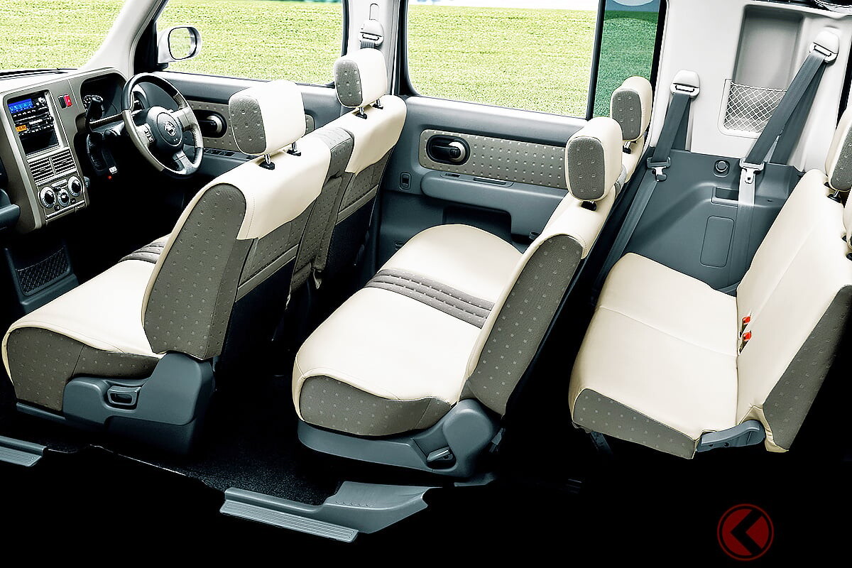 なぜ日産には「コンパクトミニバン」がないのか!? 安くてちょうどいい“5ナンバー”サイズの「シエンタ」「フリード」は大人気なのに“モッタイナイ”！ 復活を期待したい「キューブキュービック」に再注目