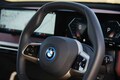 【国内試乗】「 BMW iX」BMW iのブランニューEVが国内公道に登場！ 新世代のプレミアムと快適性。