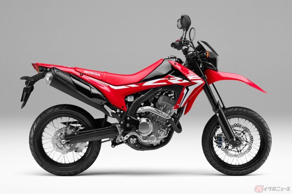 スリムで扱いやすい モタードタイプのオススメバイクとは バイクのニュース 自動車情報サイト 新車 中古車 Carview