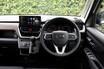 【2年遅れでやってきた7代目】動く姿が美しい？新型ダイハツ・ムーヴはスライドドアでも『らしさ』継承