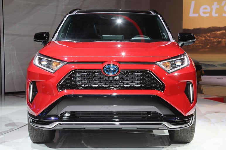 0-96km/h加速5.8秒の俊足PHEV、トヨタ RAV4 プライムはアメリカで来夏発売