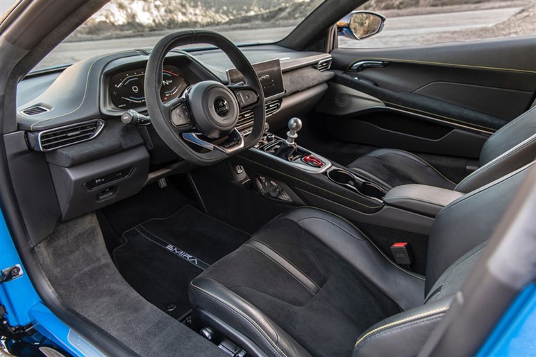 【メルセデスAMGがV8回帰か？】「C63」にフラットプレーンクランクV8の噂、4気筒PHEVはついに終焉へ