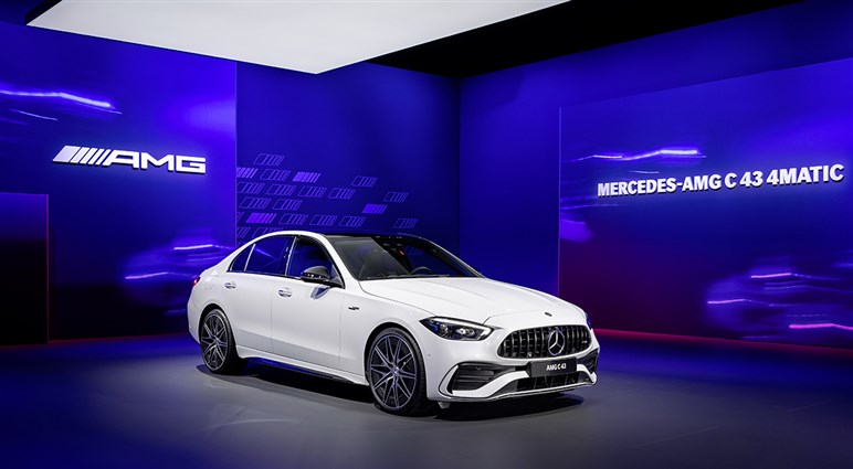 【メルセデスAMGがV8回帰か？】「C63」にフラットプレーンクランクV8の噂、4気筒PHEVはついに終焉へ