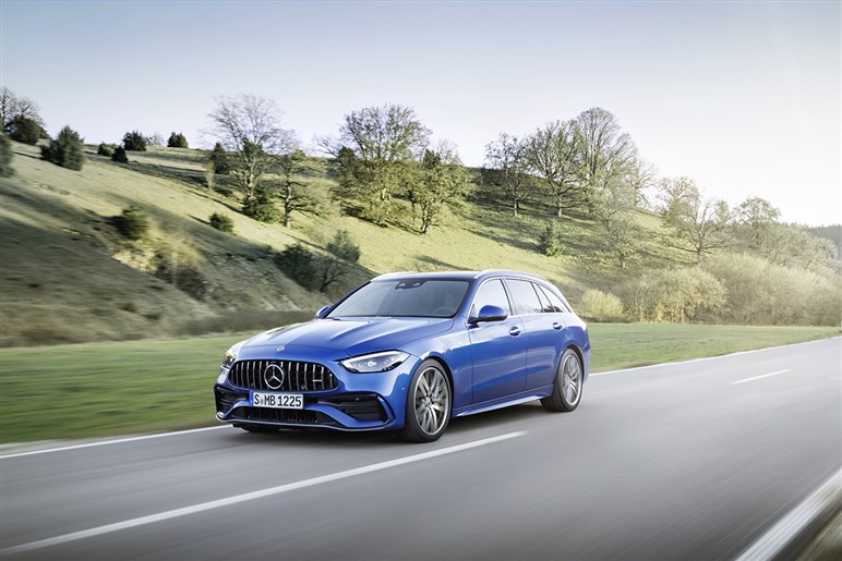 【メルセデスAMGがV8回帰か？】「C63」にフラットプレーンクランクV8の噂、4気筒PHEVはついに終焉へ