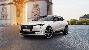 DSオートモビル、「DS4」に70台限定の「エトワールシャンゼリゼ」