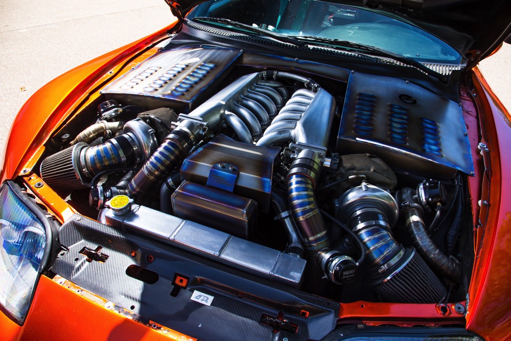 アメリカ版のスモーキー永田を発見 V12ツインターボエンジンをjza80スープラに搭載したスーパーチューンド Web Option 自動車情報サイト 新車 中古車 Carview