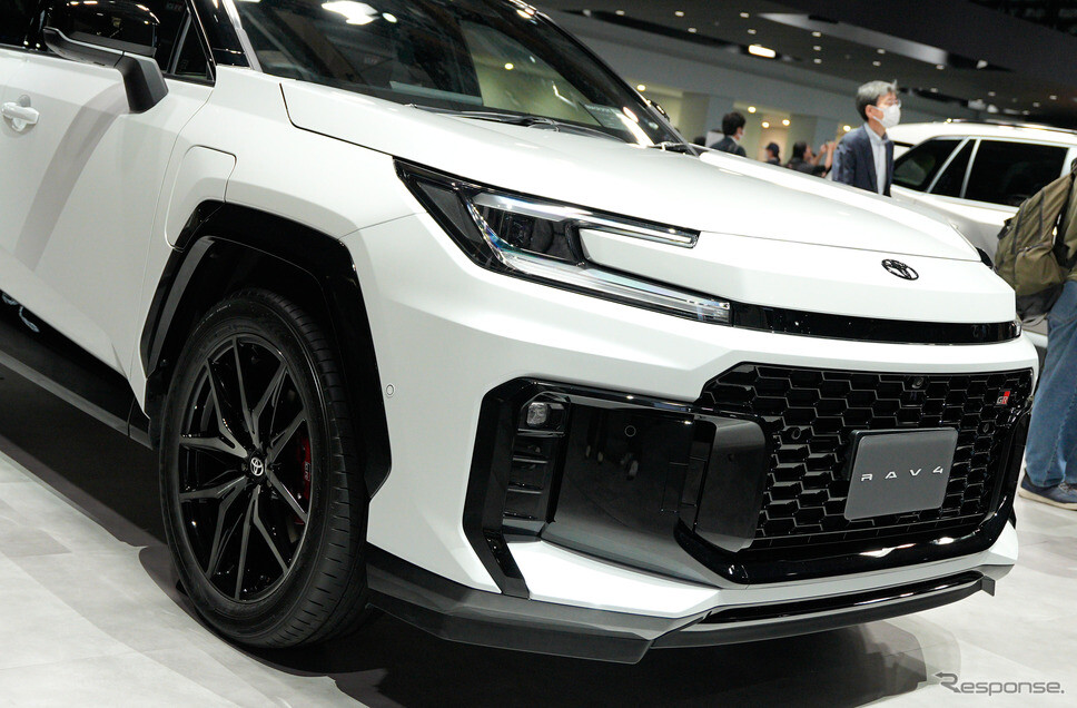 「3つの味」が選べる新型トヨタ『RAV4』日本仕様が一般公開！ 2025年度内発売へ…ジャパンモビリティショー2025