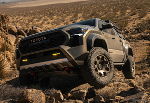トヨタのピックアップトラック『タコマ』、上位グレードはハイブリッド専用に…米2026年モデル