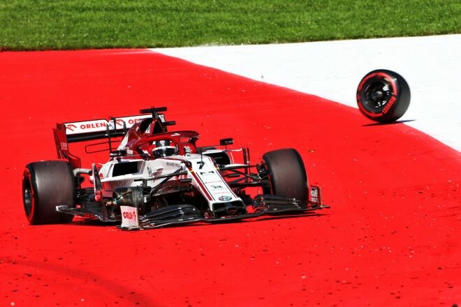 ライコネンのタイヤ脱落でアルファロメオF1チームに罰金：F1 オーストリアGP