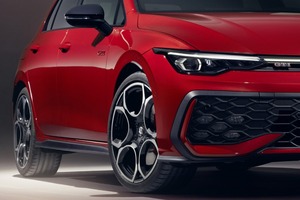 19インチも選べるスポーツモデル　VW「ゴルフGTI」　270馬力のハイブリッドも登場