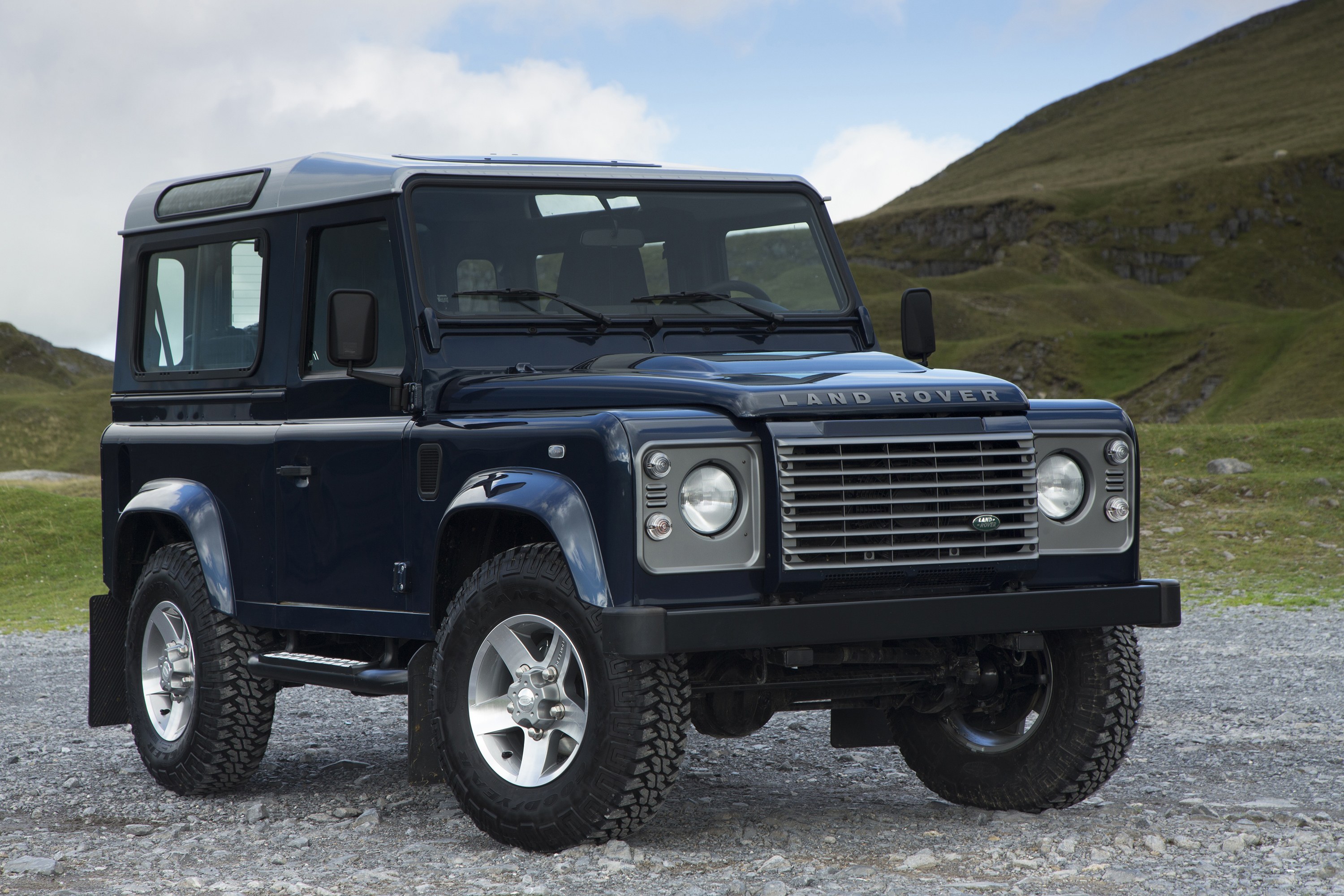 不便だけど価格が一向に下がらない魅惑のsuv Gq Japan 自動車情報サイト 新車 中古車 Carview