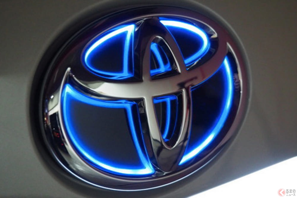流行りだった 金色エンブレム なぜ廃れた トヨタ 日産廃止もホンダは継続 くるまのニュース 自動車情報サイト 新車 中古車 Carview